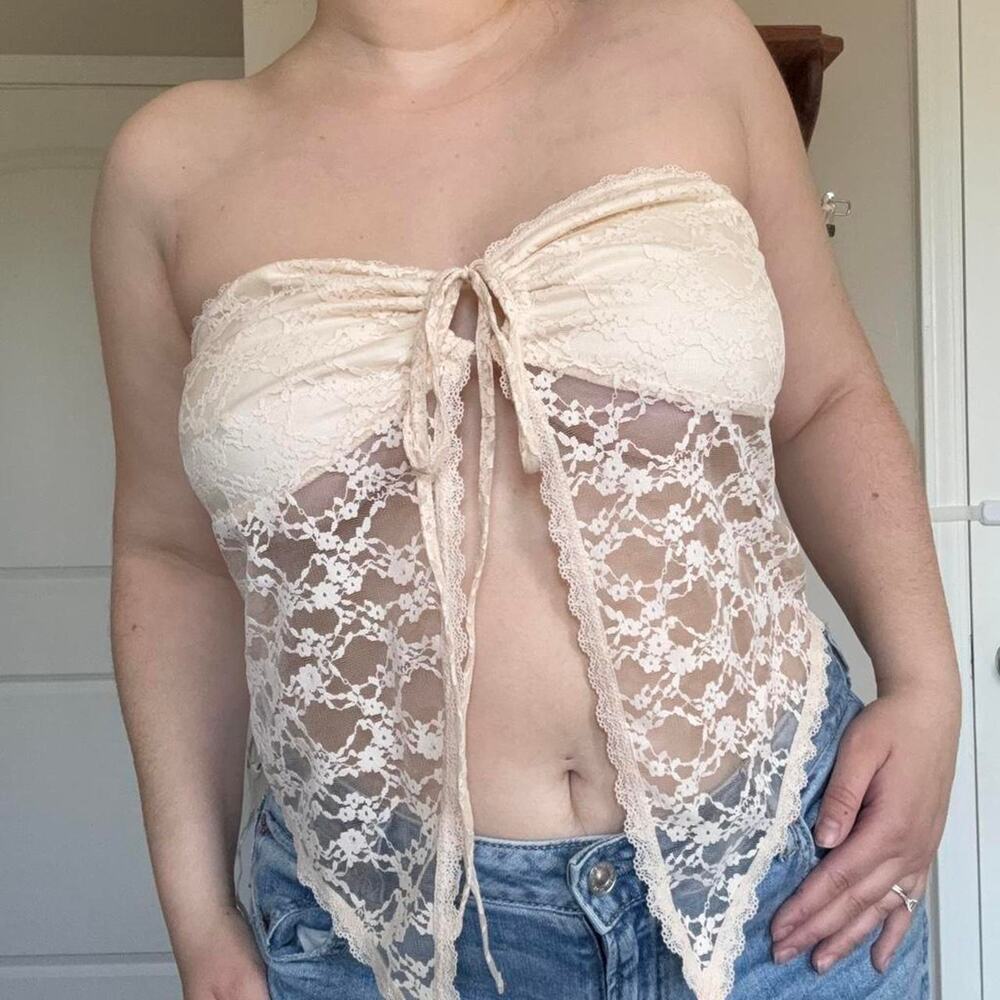 Forever 21 Strapless babydoll lace tub top size L